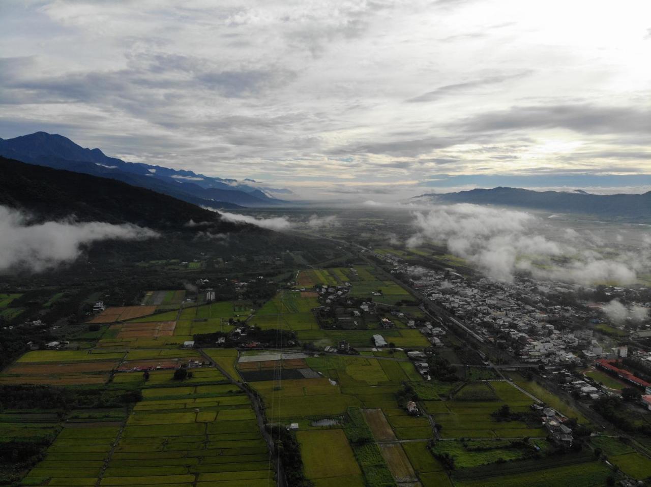 Sunrise Forest Fenglin Bagian luar foto